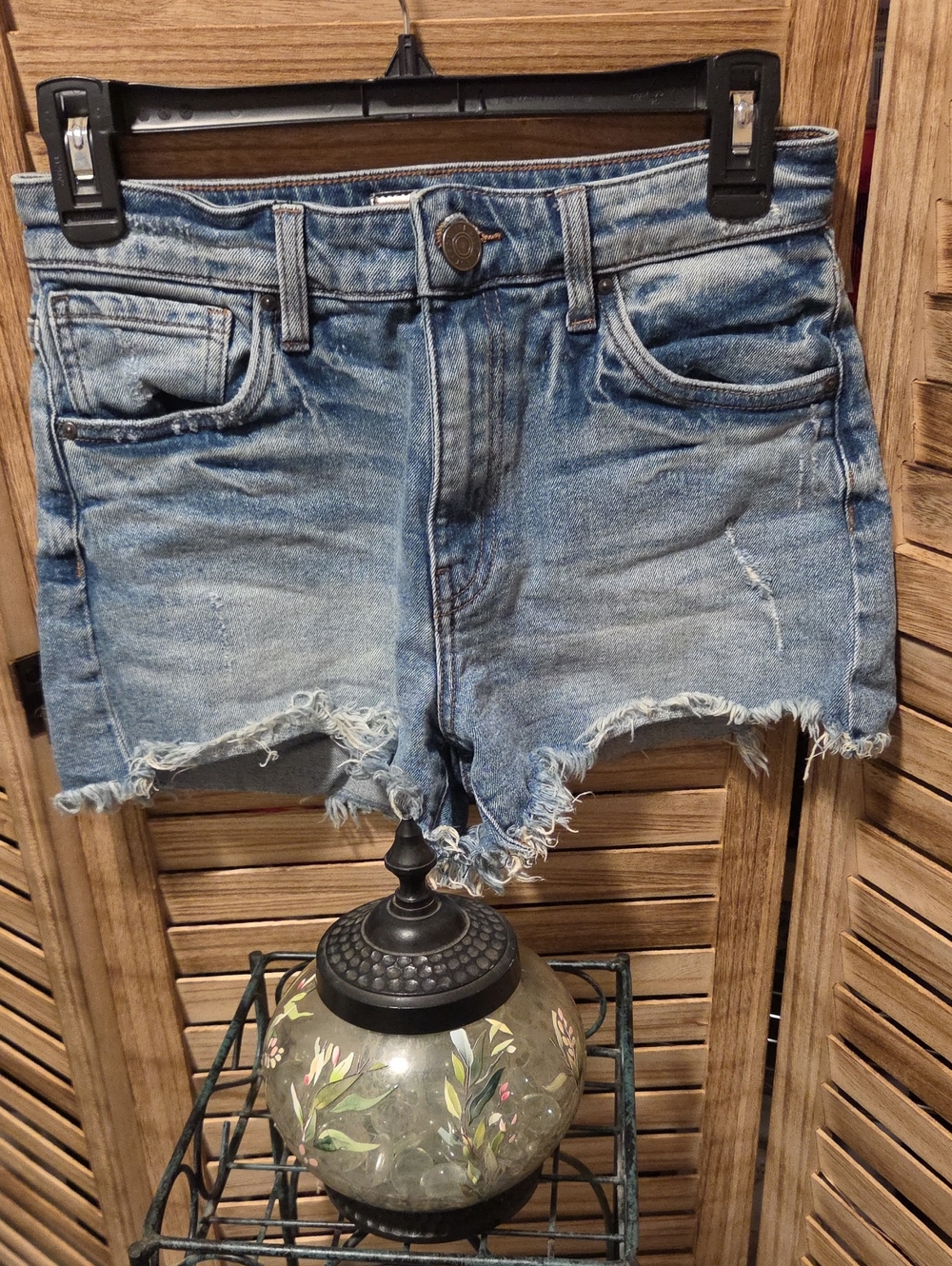 Kut From The Kloth 00 Distressed Shorts